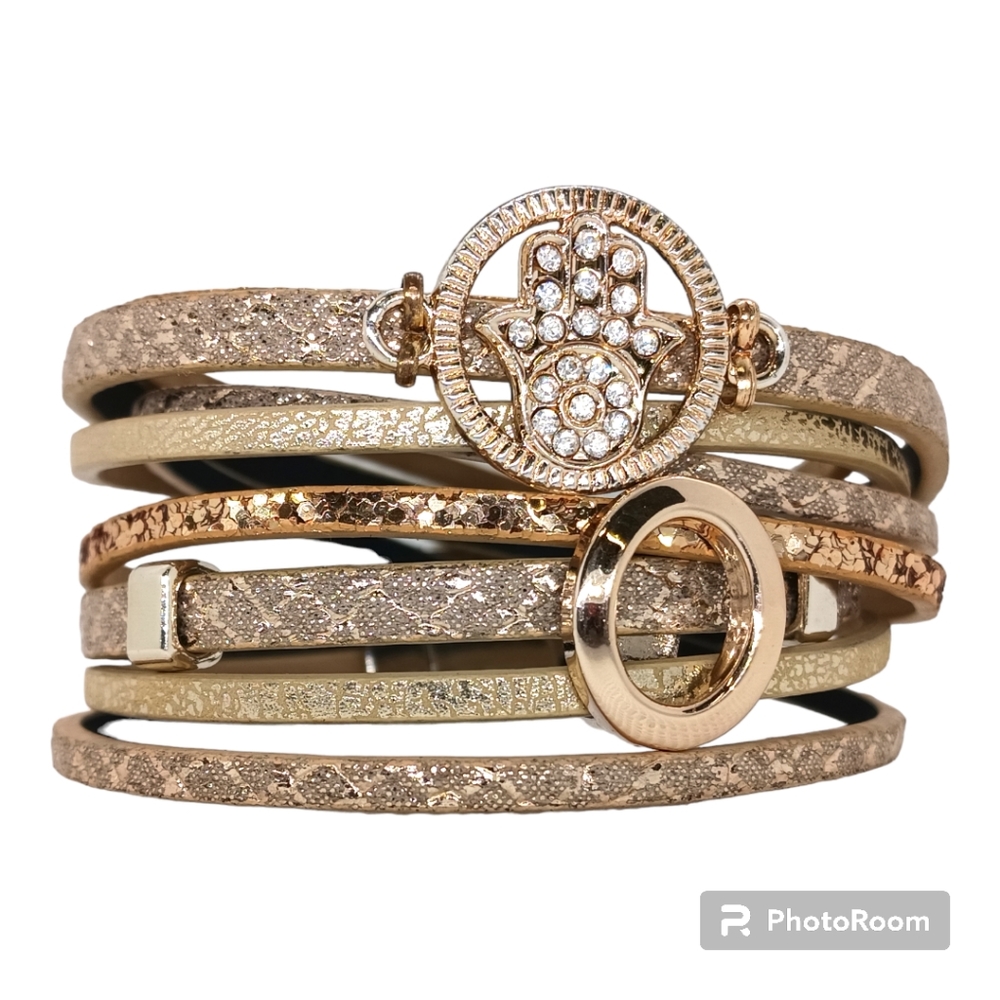 Magnetic wrap cuff bracelet